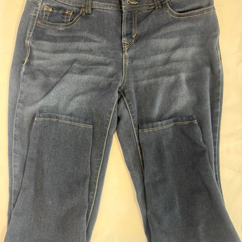 Wallflower Women's Navy and Blue Jeans